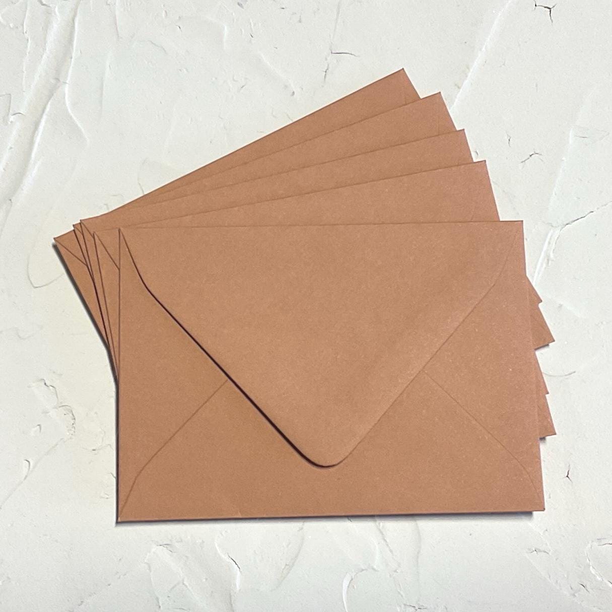 ANNOUNCEMENT CONVERTERS Terracotta Nudes 4-bar Euro-flap envelopes - Pack of 5