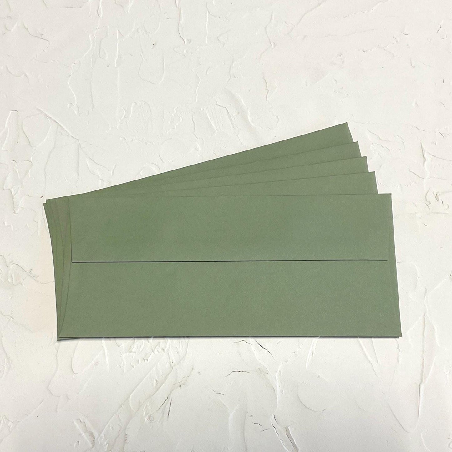 COLORPLAN Mid Green #10 straight-flap envelopes - Pack of 5