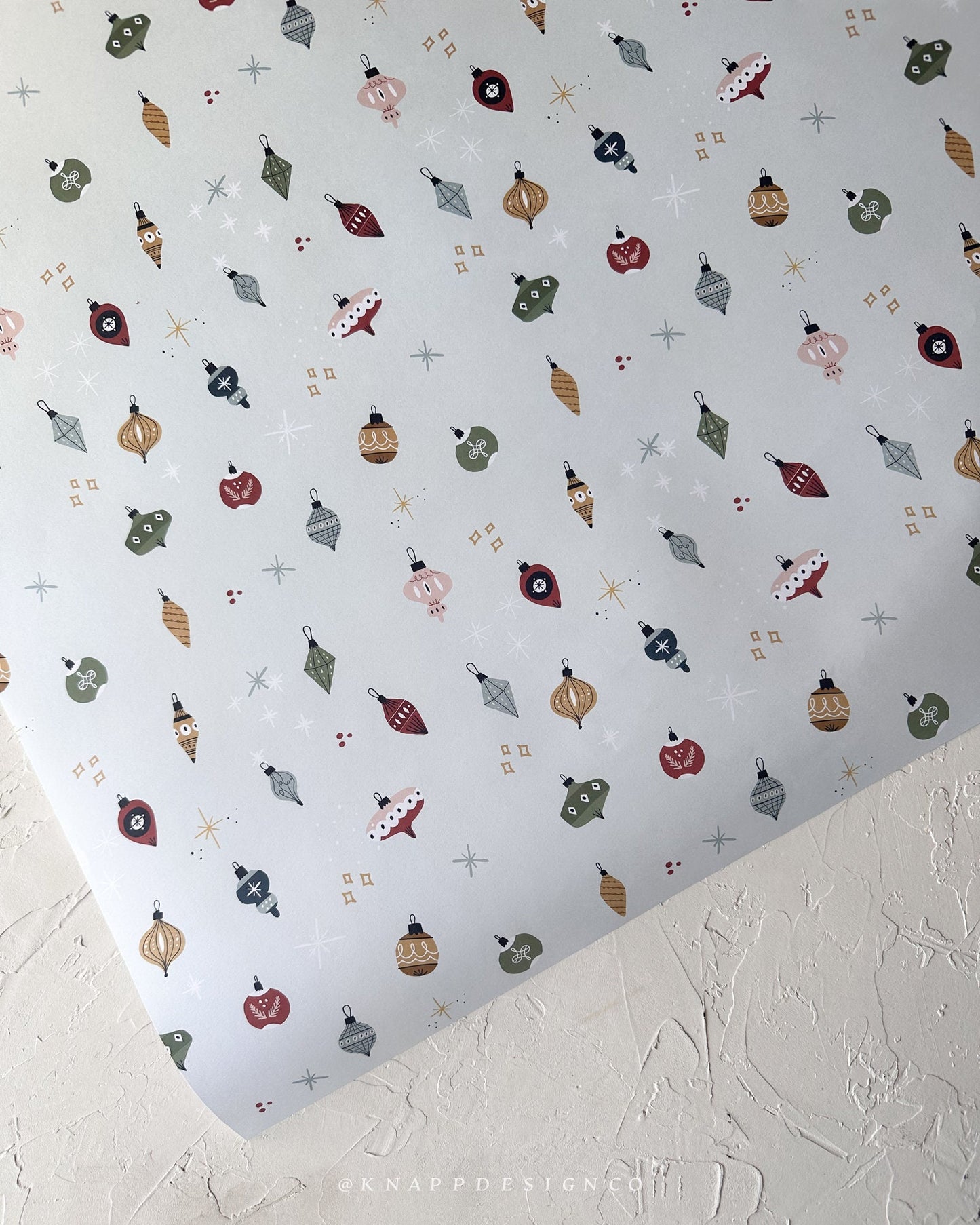 Holiday ornament wrapping paper sheets - Set of 2