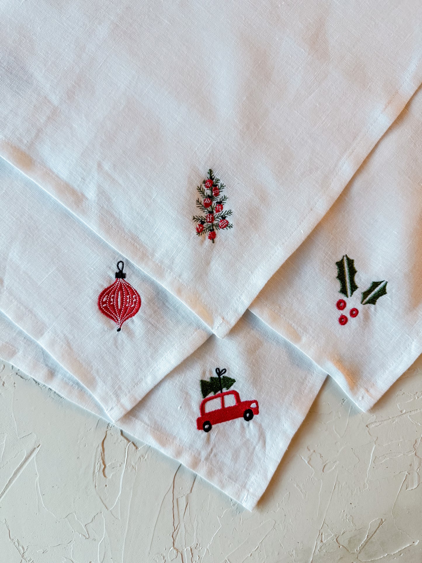 Embroidered Holiday Linen Dinner Napkins