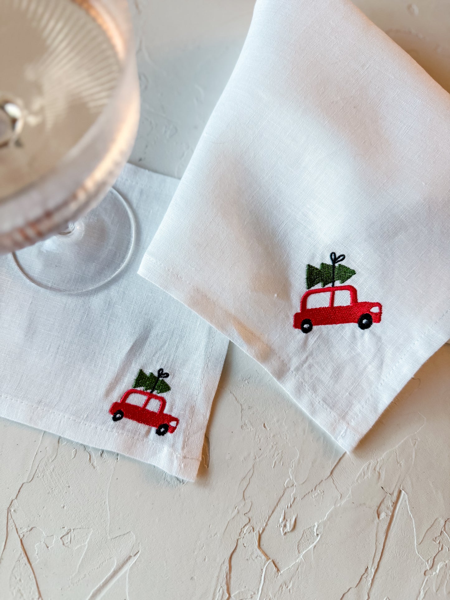 Embroidered Holiday Linen Dinner Napkins