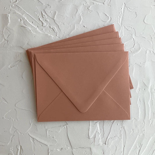 ANNOUNCEMENT CONVERTERS Terracotta Nudes A7.5 Euro-flap envelopes - Pack of 5