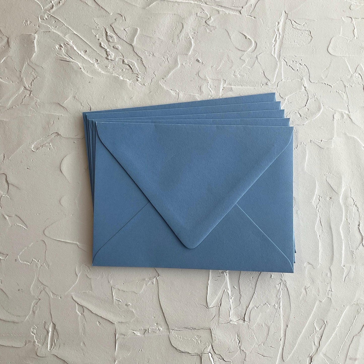 COLORPLAN New Blue A7 Euro-flap envelopes - Pack of 5