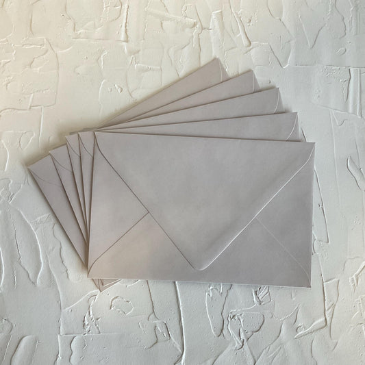 GMUND #85 Timberwolf Gray A9 Euro-flap envelopes - Pack of 5